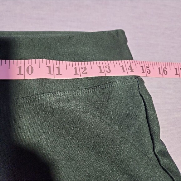 Nike Dri-Fit flare leg capris - Picture 4 of 6